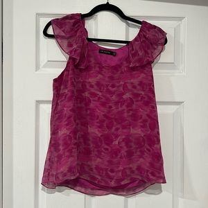 Pink sleeveless shirt